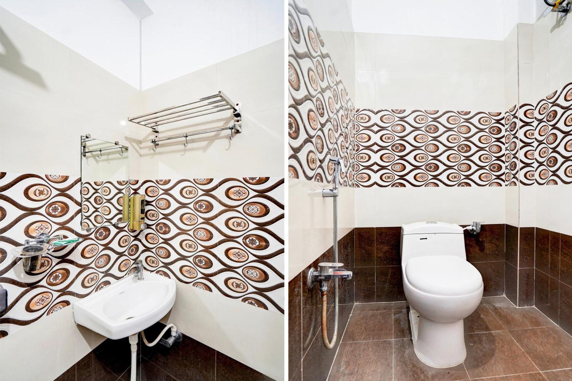 Super Hotel O Blw Kakarmatta Near Banaras Junction فاراناسي المظهر الخارجي الصورة